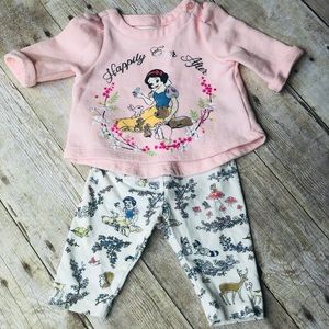 babyGap Disney Snow White sweater and leggings